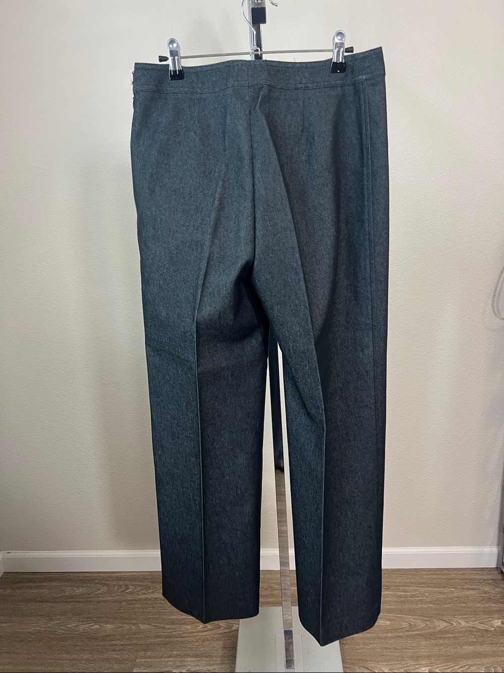 Kasper Grey Women’s 3 Piece Suit Blazer w/ Metal Embellishment Cotton blend Sz 8 - Picture 9 of 9
